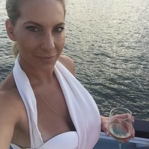 Meet your Posher, Kara